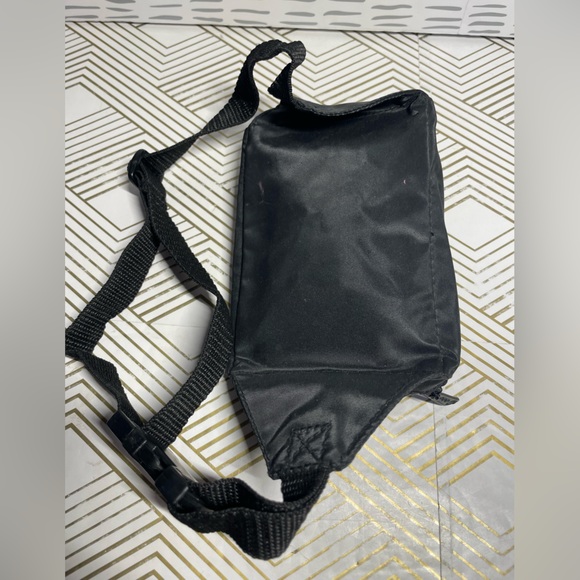 Darkwing Duck Disney Black Nylon Fanny Pack Hip Pack for Child - Picture 2 of 6